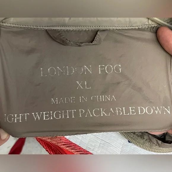 London Fog Women’s XL Light Gray Quilted Jacket. - Picture 5 of 13